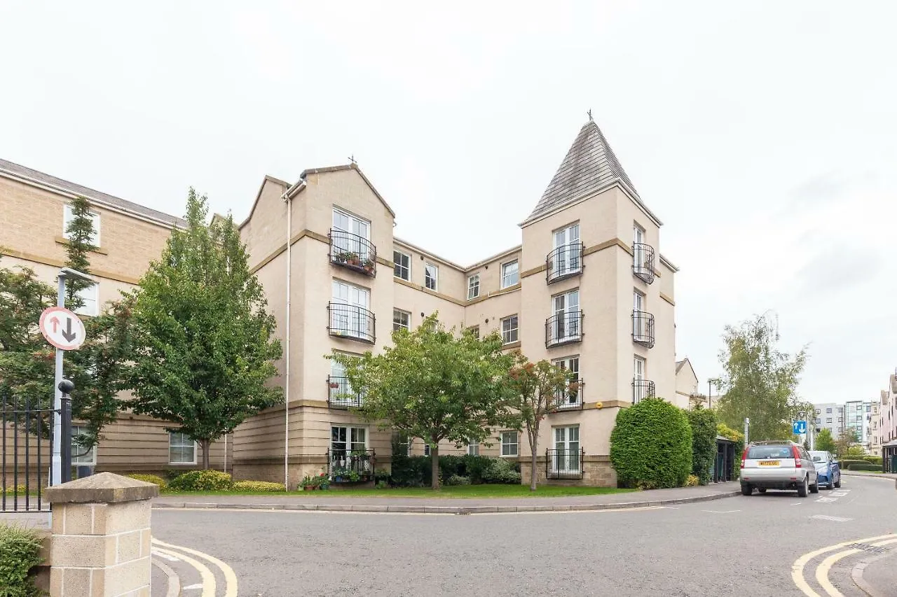 City Centre Apartment Edinburgh