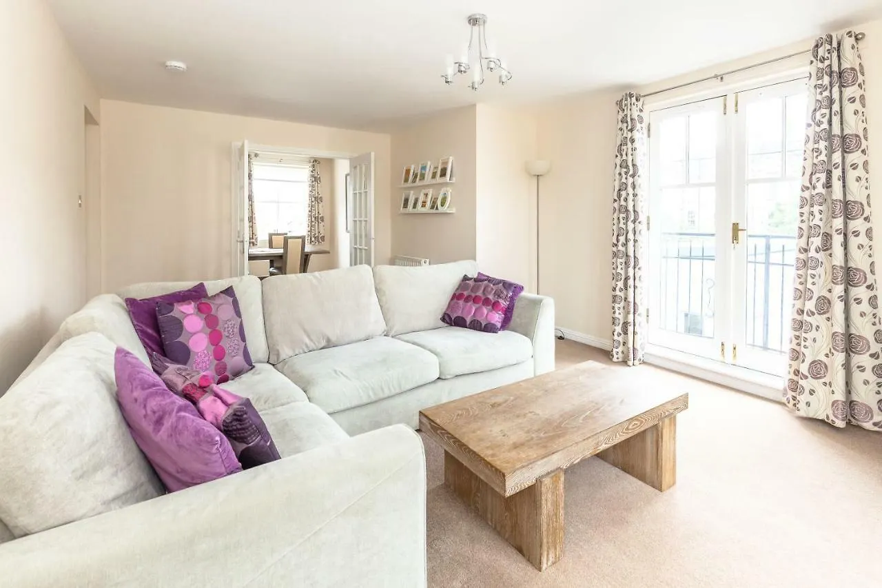 City Centre Apartment Edinburgh