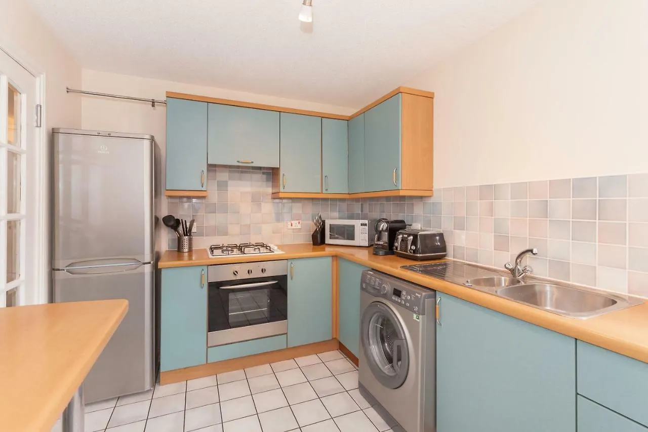 City Centre Apartment Edinburgh